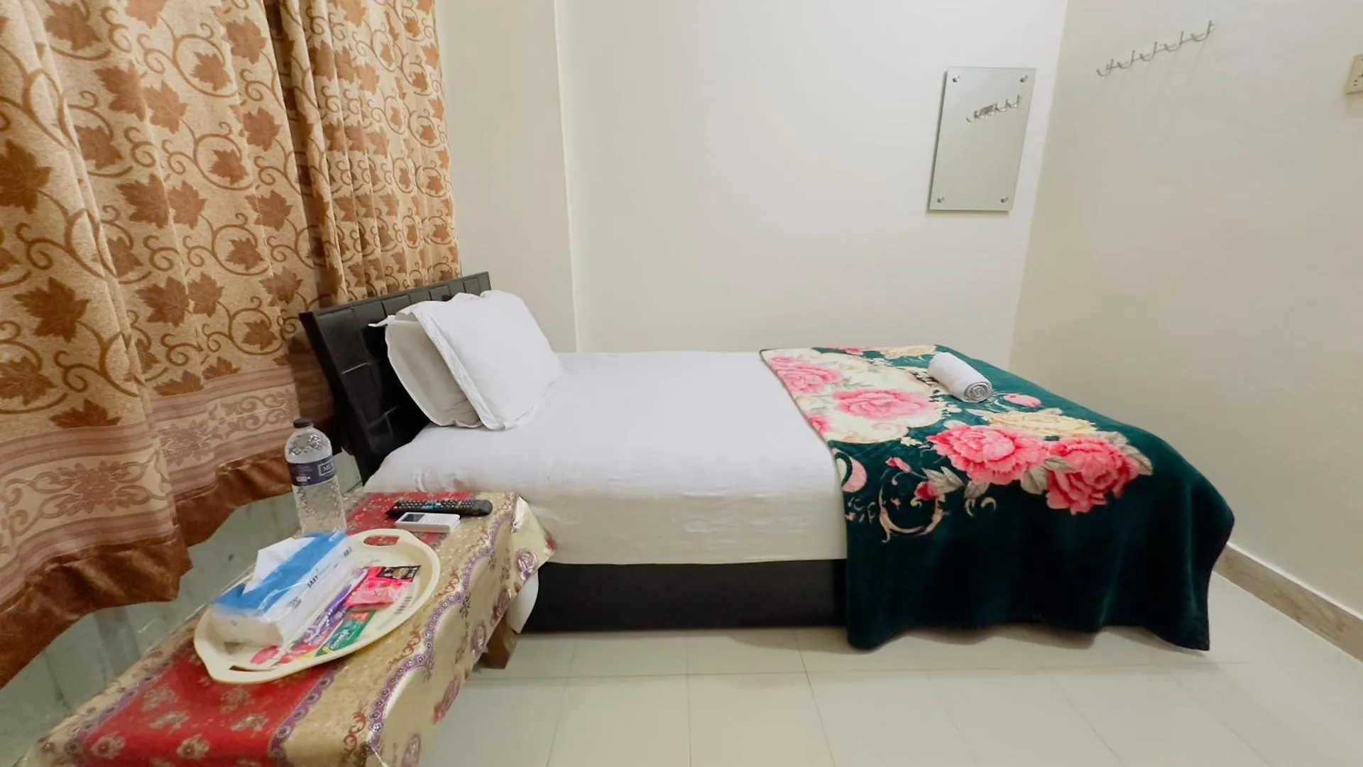 Hotel Labbaik Three Residential 达卡 孟加拉国