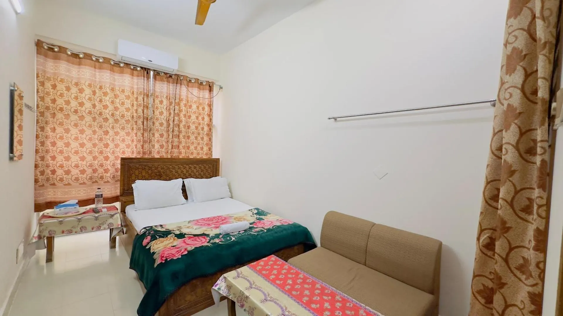 Hotel Labbaik Three Residential 达卡 宾馆